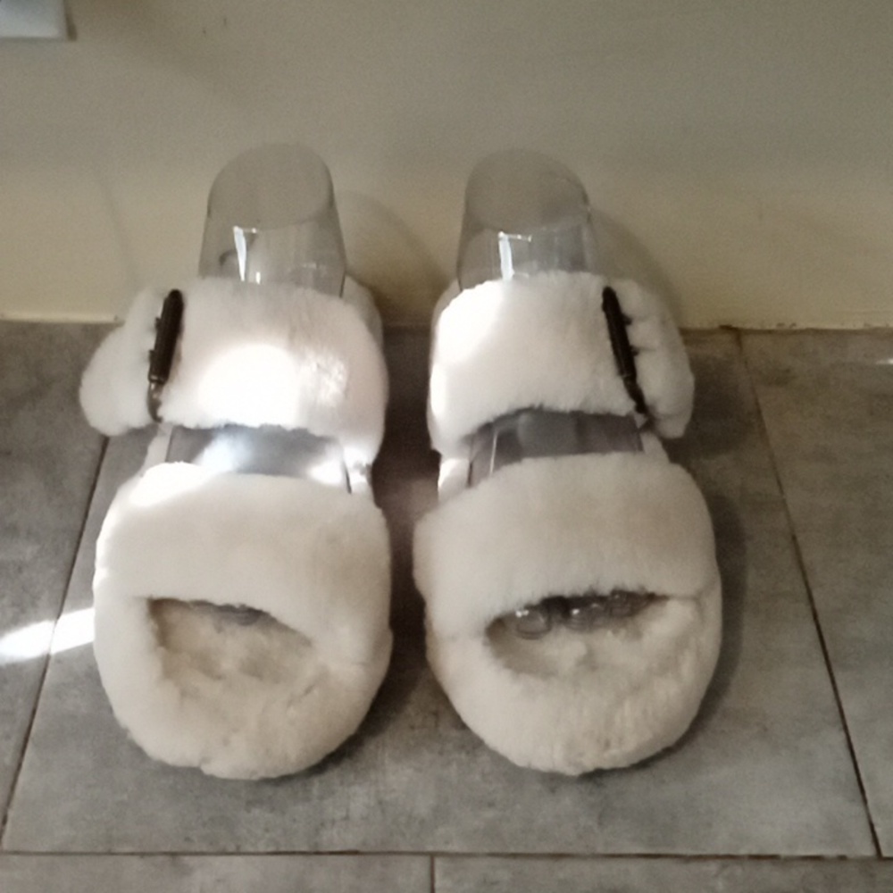 UGG     size 8 women - Picture 3 of 8